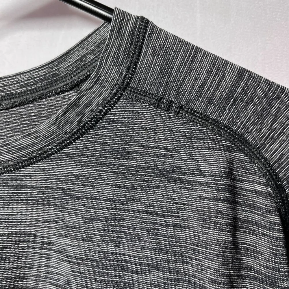 Lululemon Mens Metal Vent‎ Heathered Grey L/S T-Shirt Size Large EUC - Picture 3 of 8